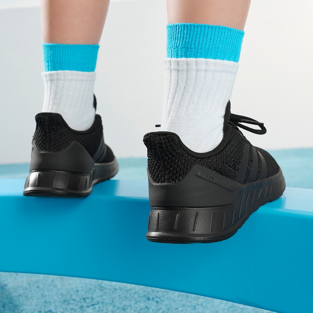 Adidas kids hot sale questar flow