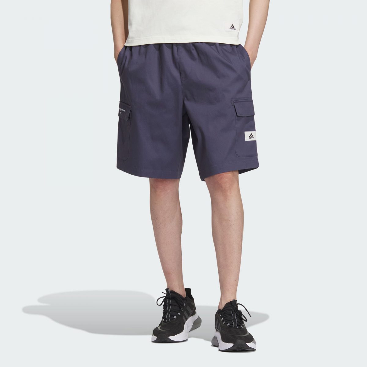 Мужская спортивная одежда adidas SPORTSWEAR CARGO SHORTS фото