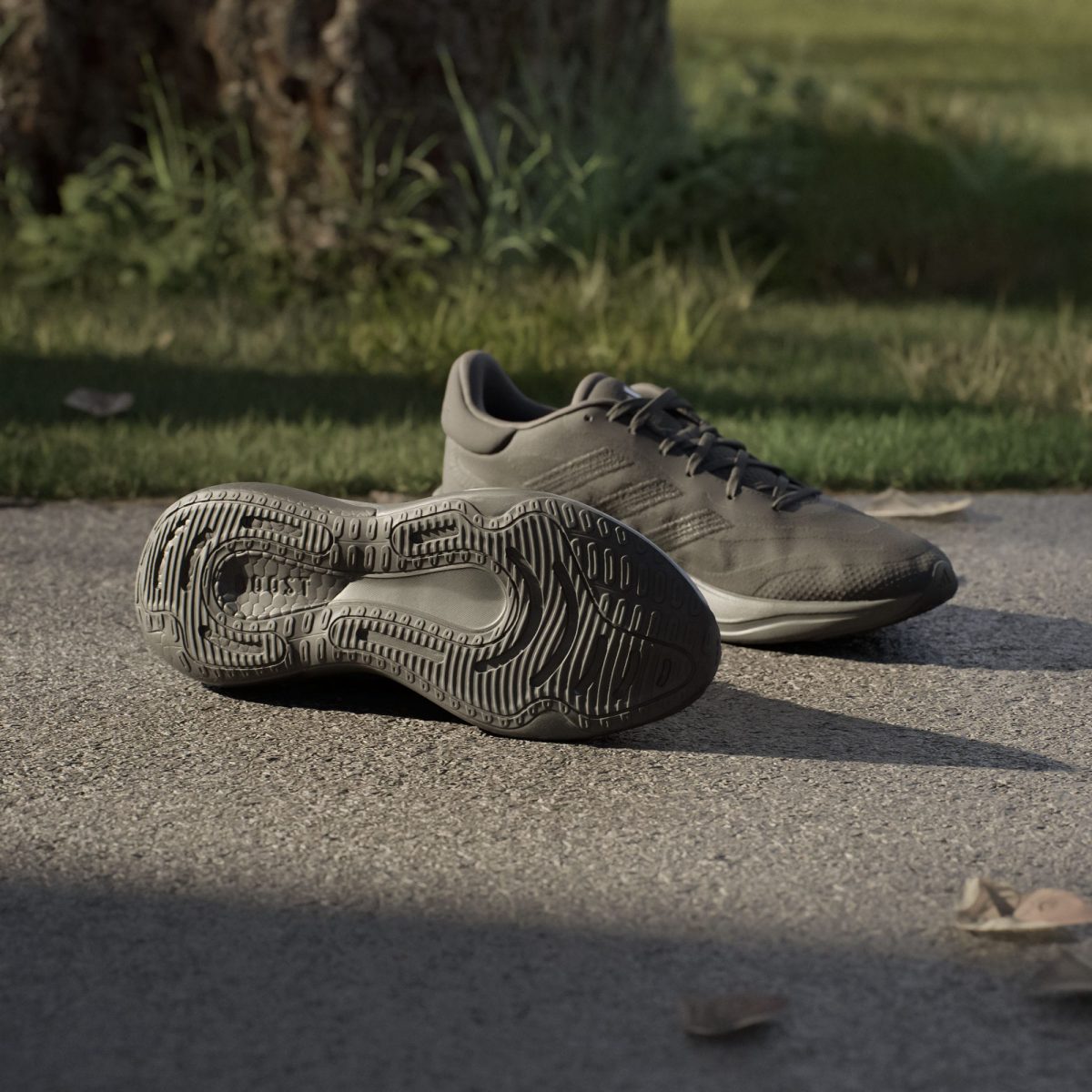 Мужские кроссовки adidas SUPERNOVA 3 RUNNING SHOES фото