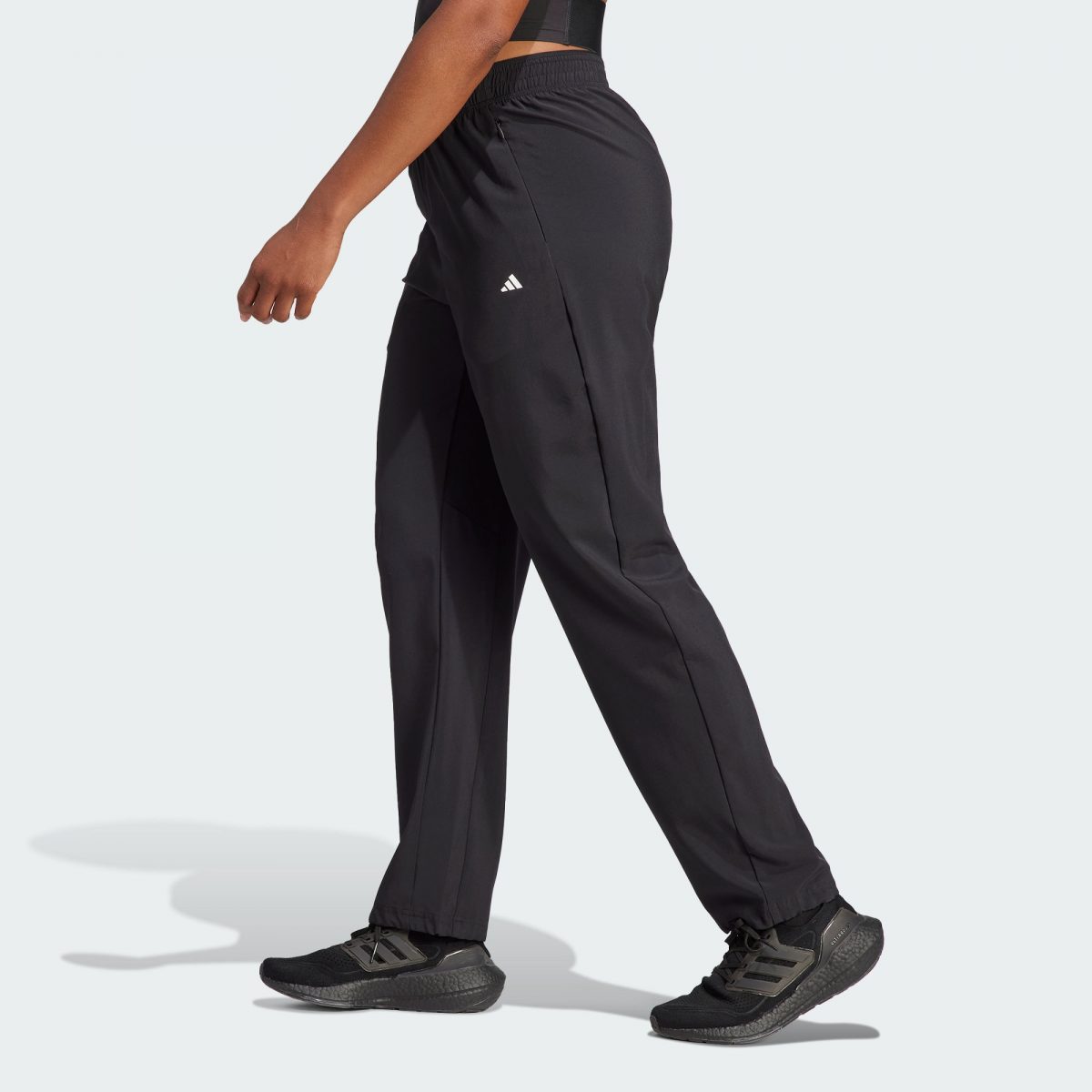 Женские брюки adidas TRAINING PANTS черные фотография