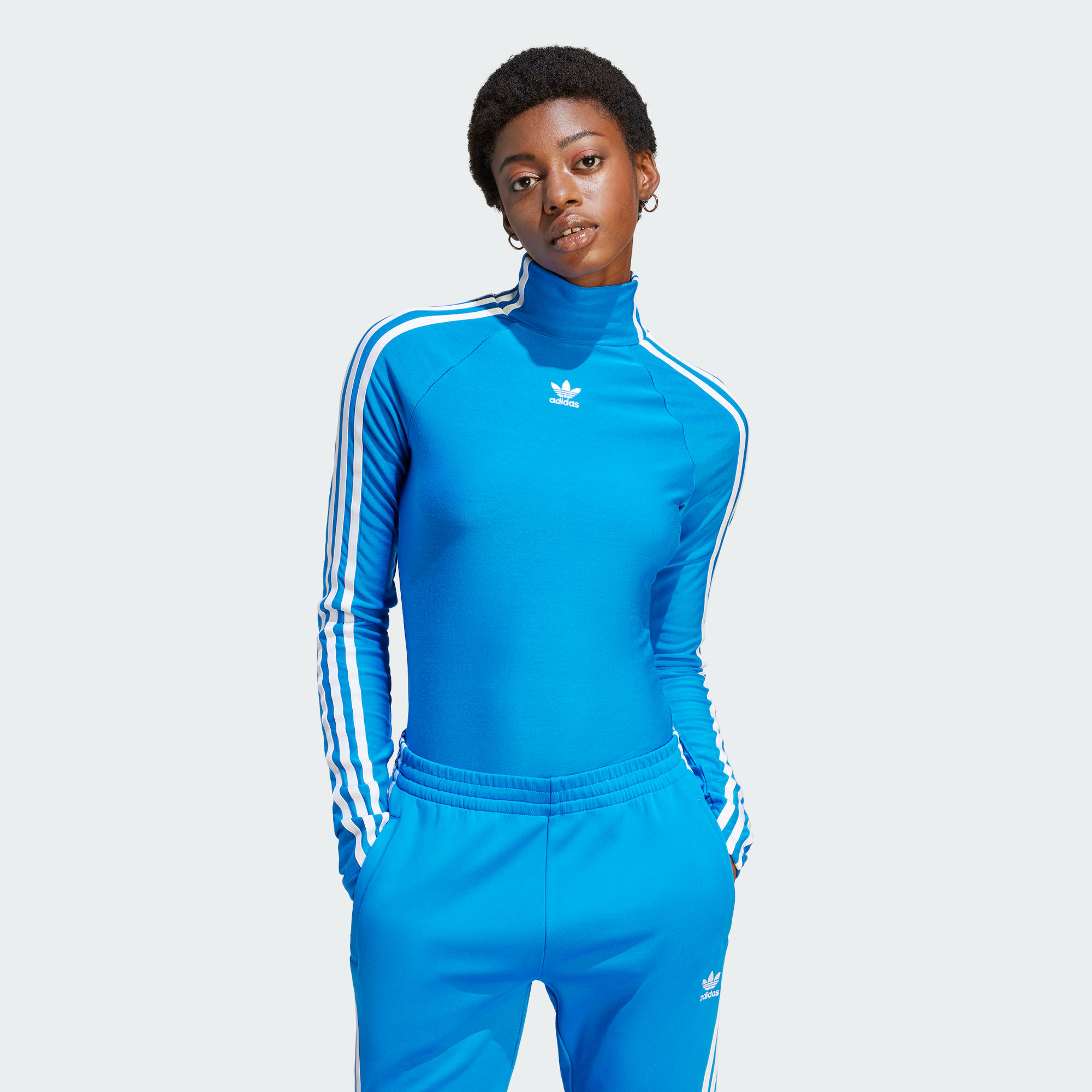 Adidas store classic top