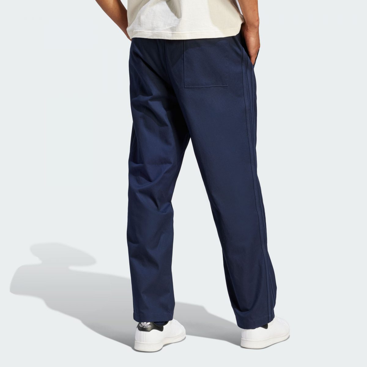 Мужские брюки adidas NICE CHINO PANTS фотография
