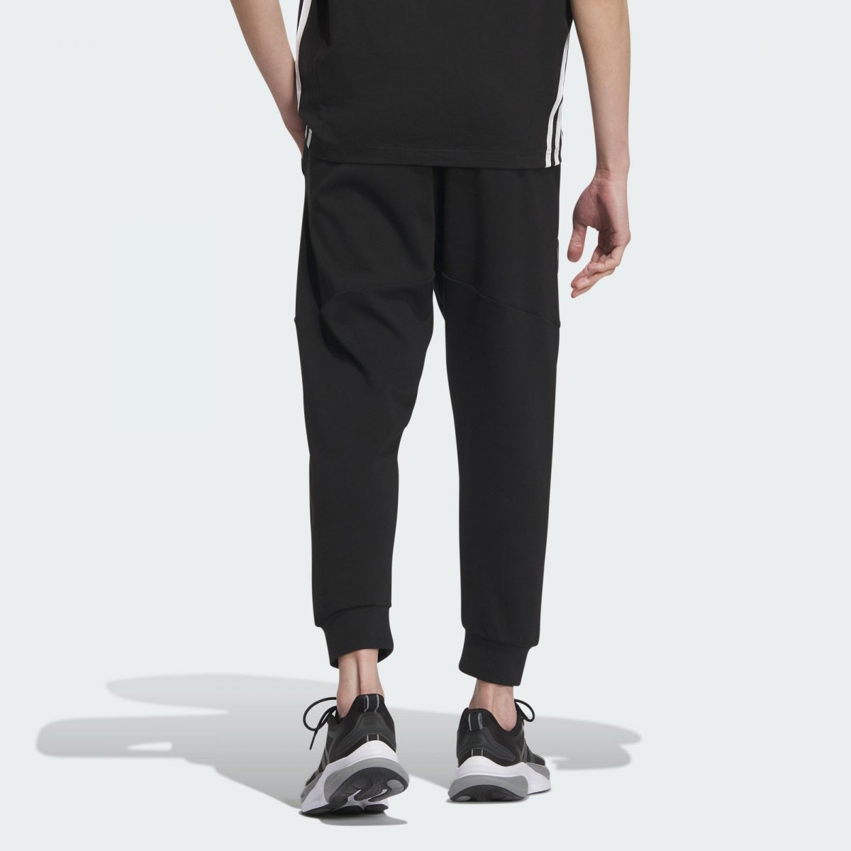 Мужская спортивная одежда adidas SPORTSWEAR OUTDOOR PANTS фотография
