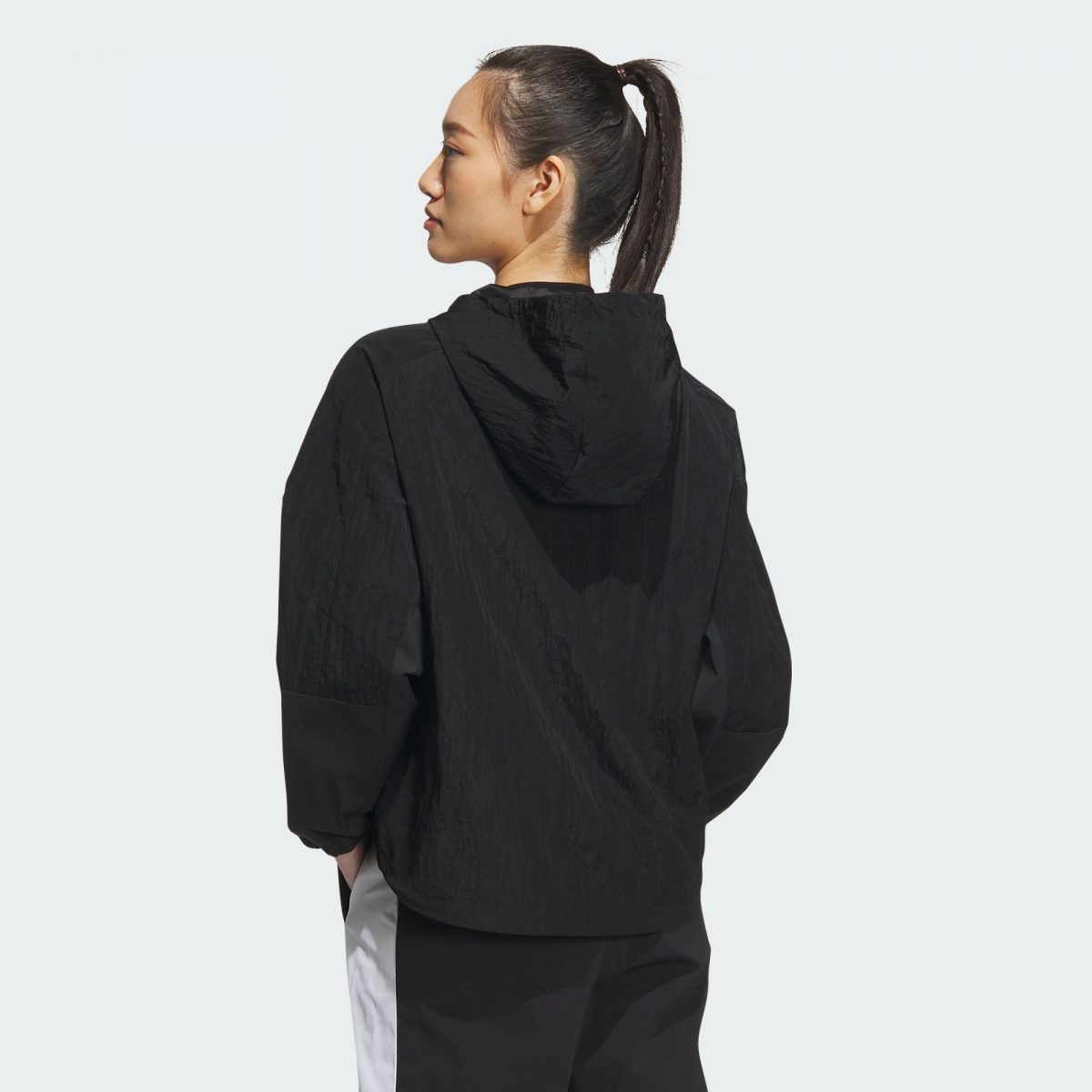 Женская куртка adidas RCO WINDBREAKER фотография