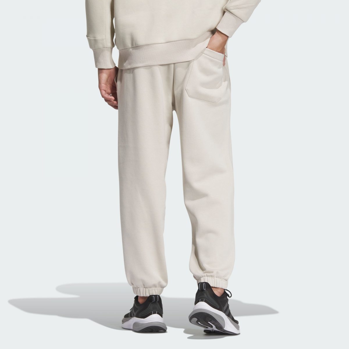 Мужские брюки adidas LOUNGE PANTS фотография