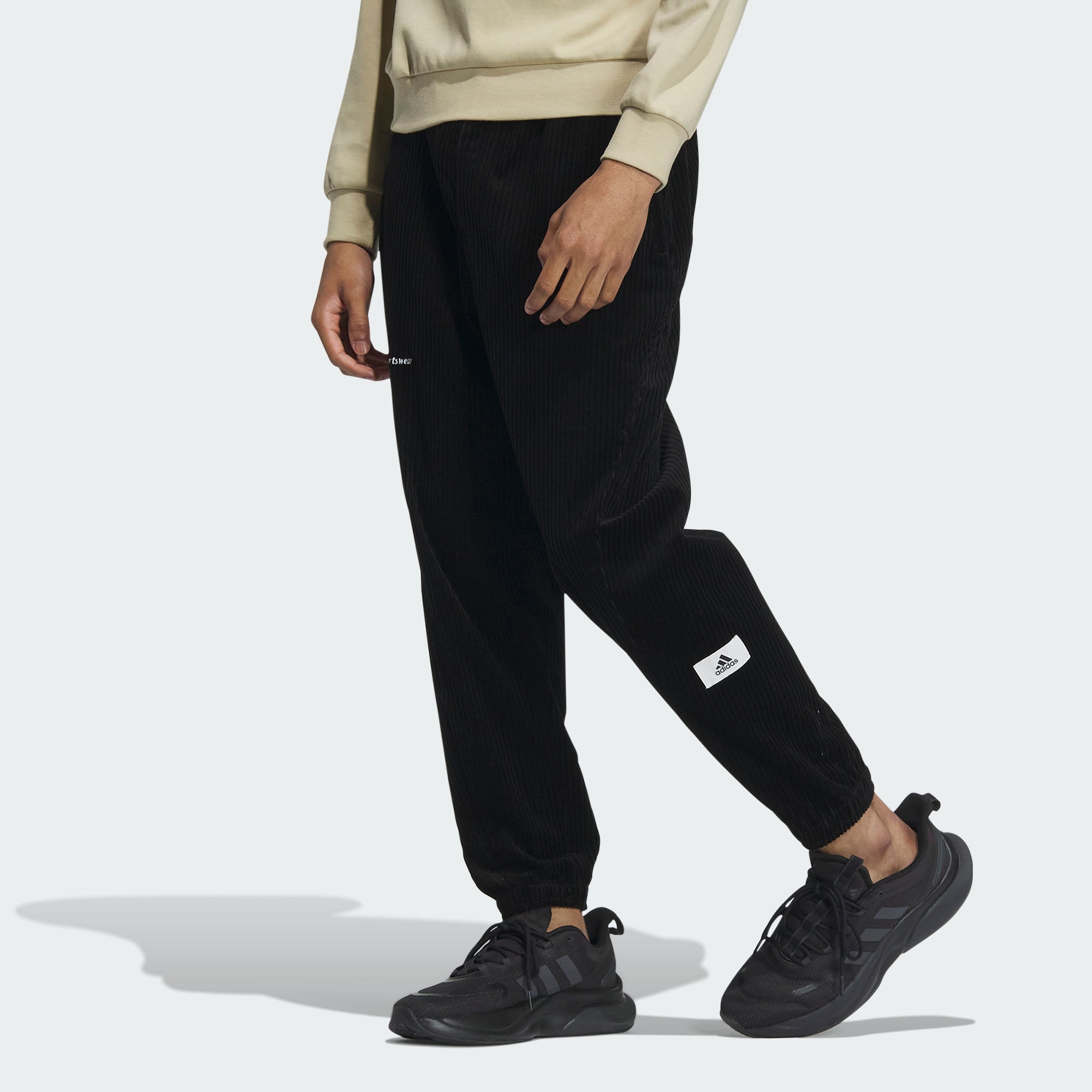 Купить брюки Мужские брюки adidas LOUNGE 7/8 PANTS IQ1363 в Москве
