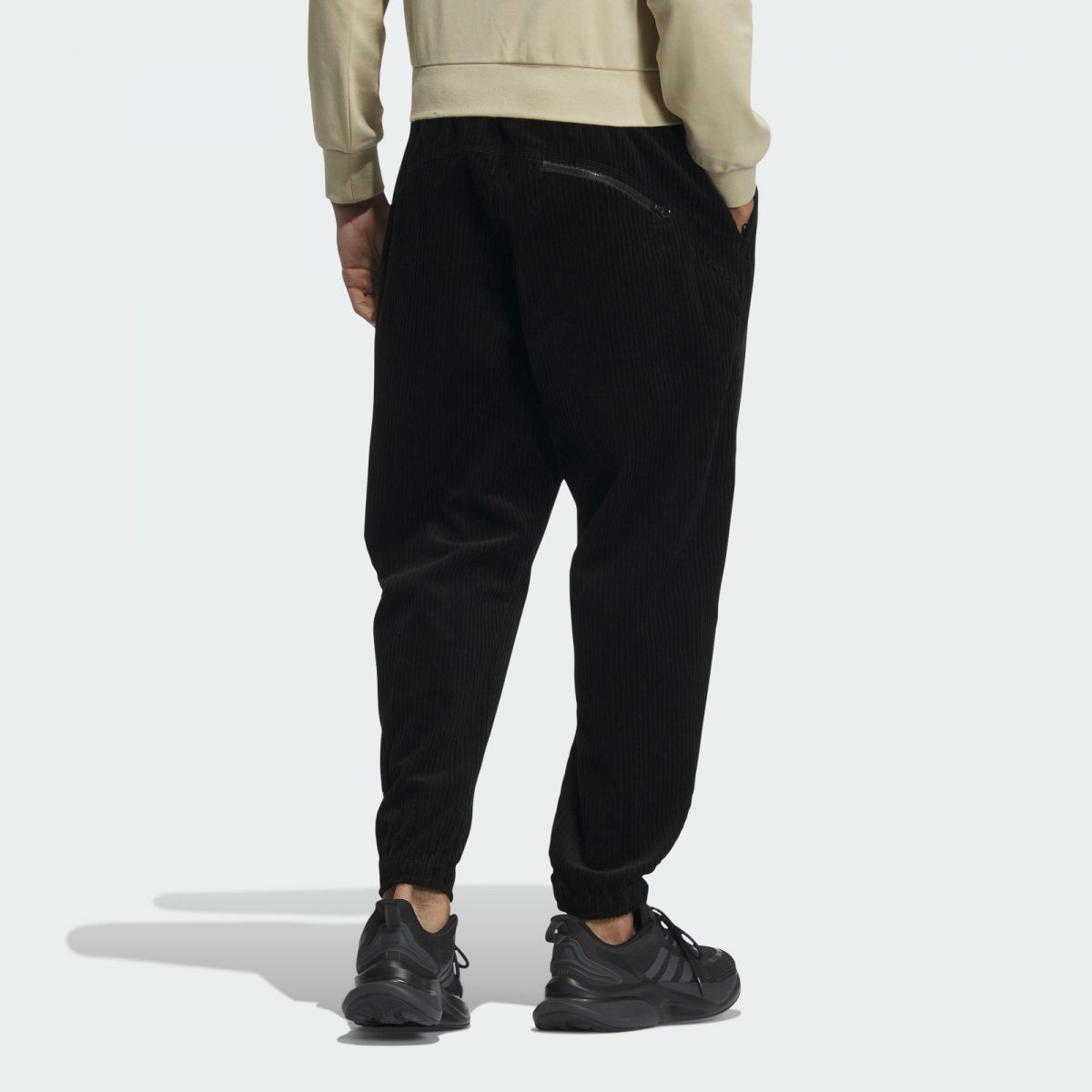 Мужские брюки adidas LOUNGE 7/8 PANTS фотография