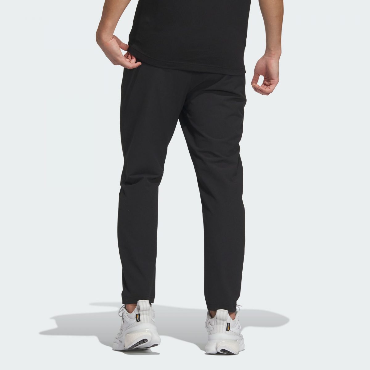 Мужские брюки adidas BUSINESS CASUAL SLIM-FIT PANTS фотография