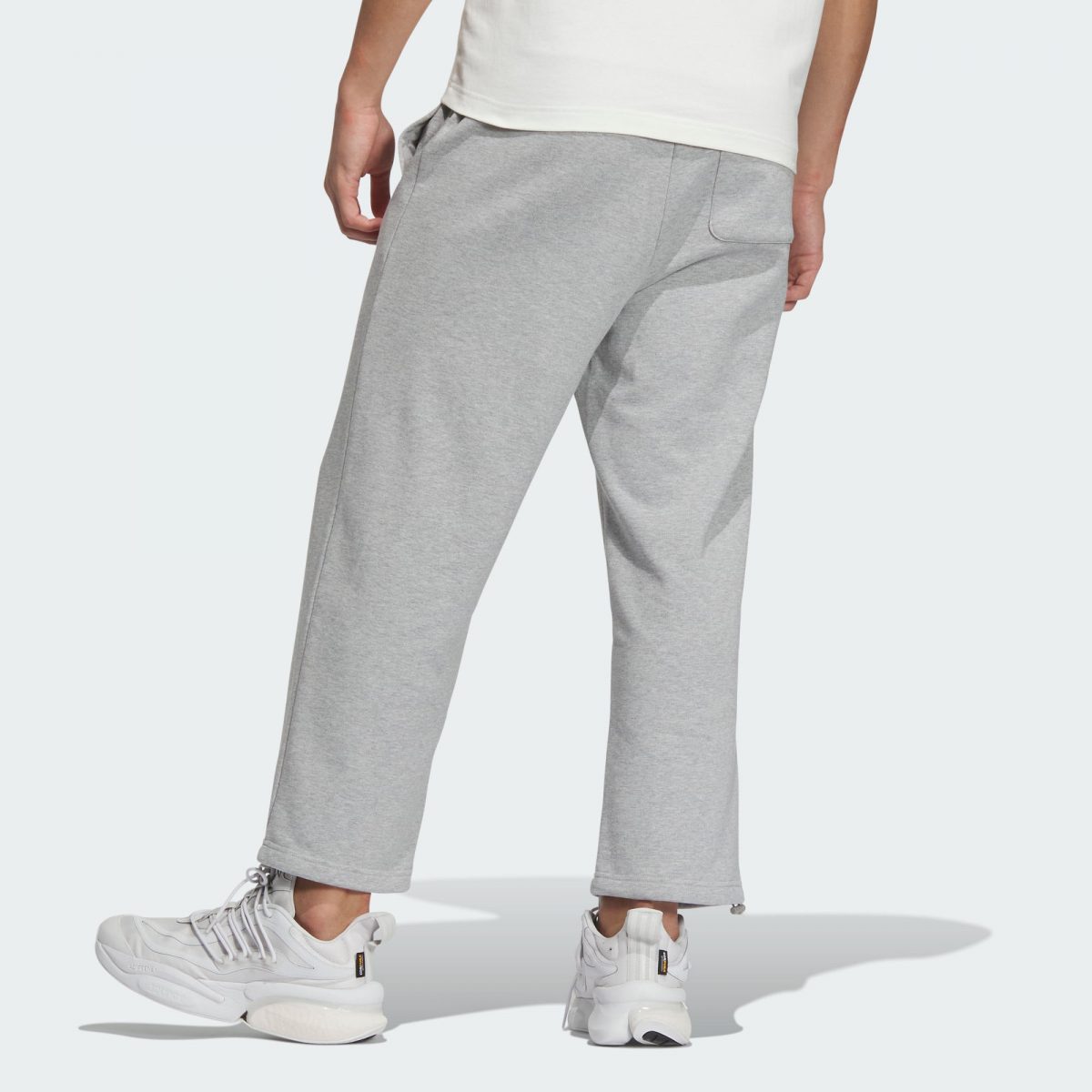 Мужские брюки adidas SMALL LOGO PANTS фотография