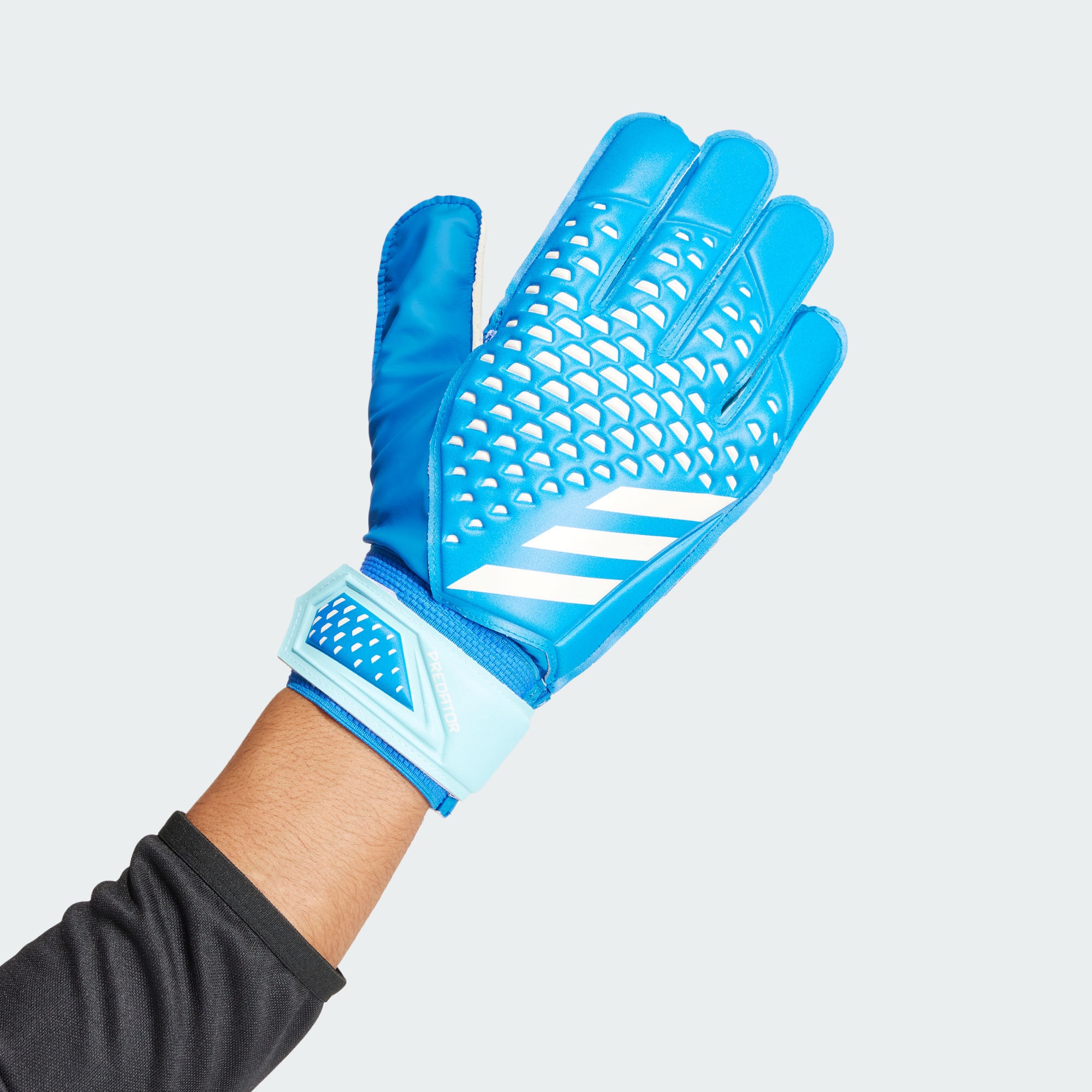 Adidas clearance gloves training