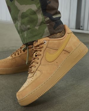 Nike Air Force 1 07 WB