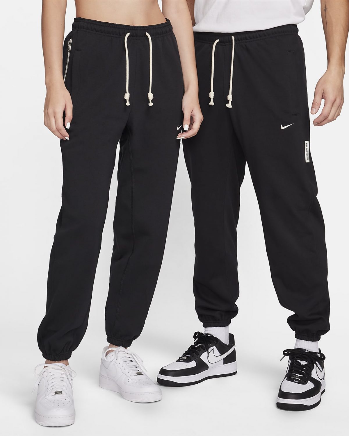 Мужские брюки Nike Dri-FIT Standard Issue фото