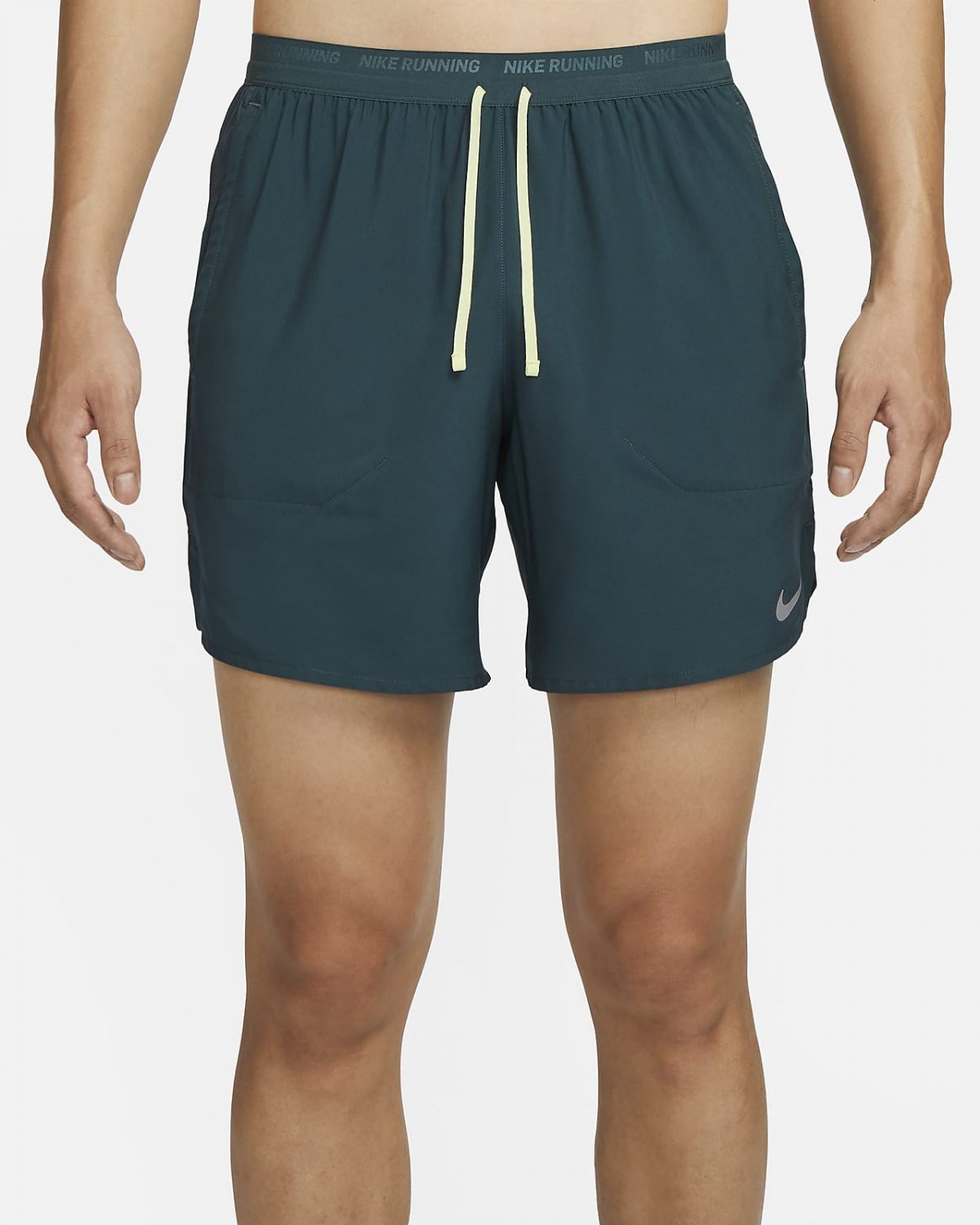 Мужские шорты Nike Dri-FIT Stride фотография