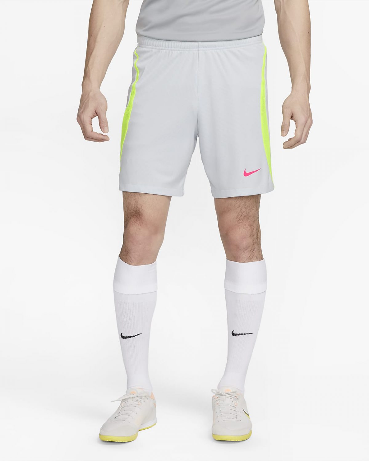 Мужские шорты Nike Dri-FIT Strike фото