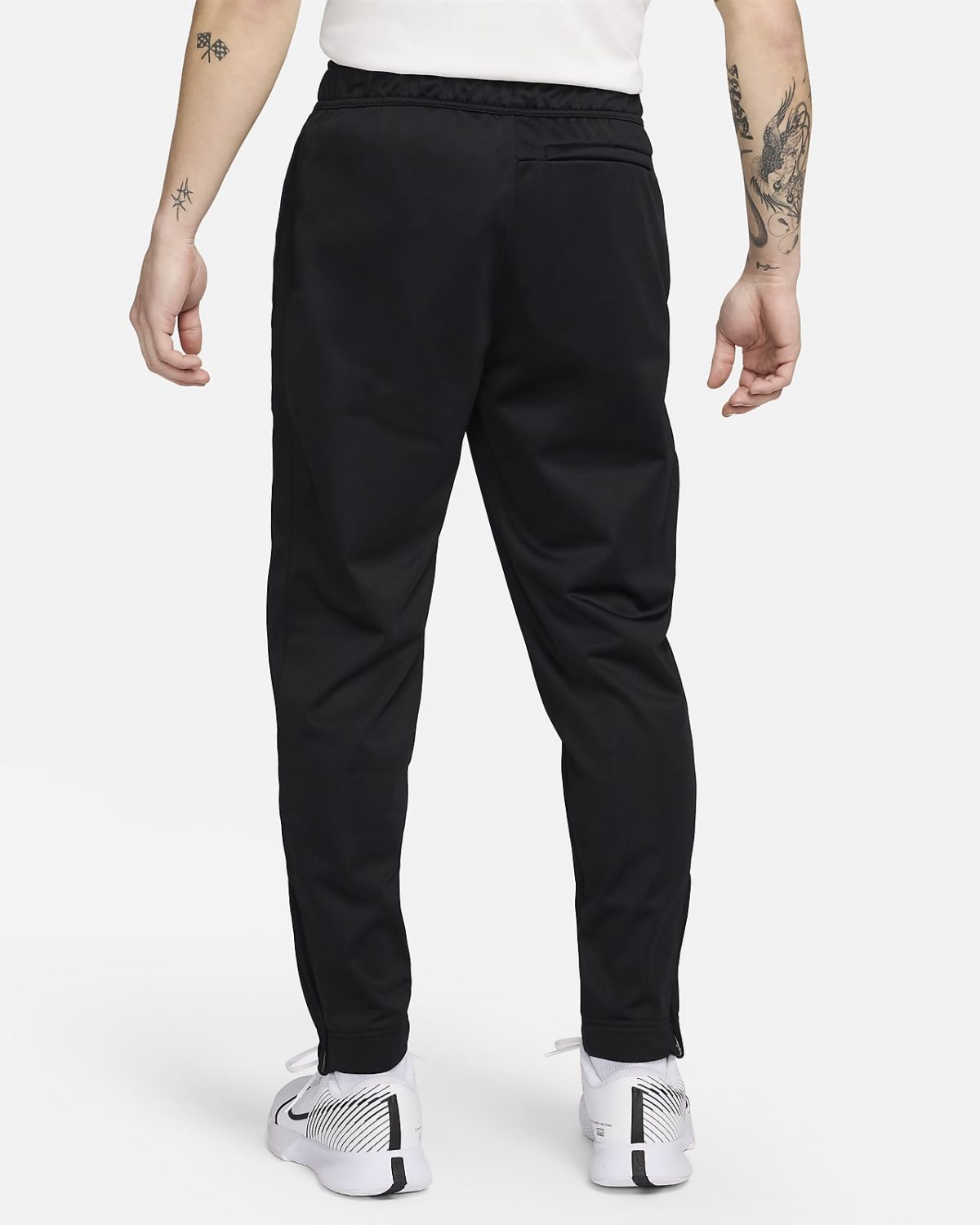 Мужские брюки NikeCourt фотография