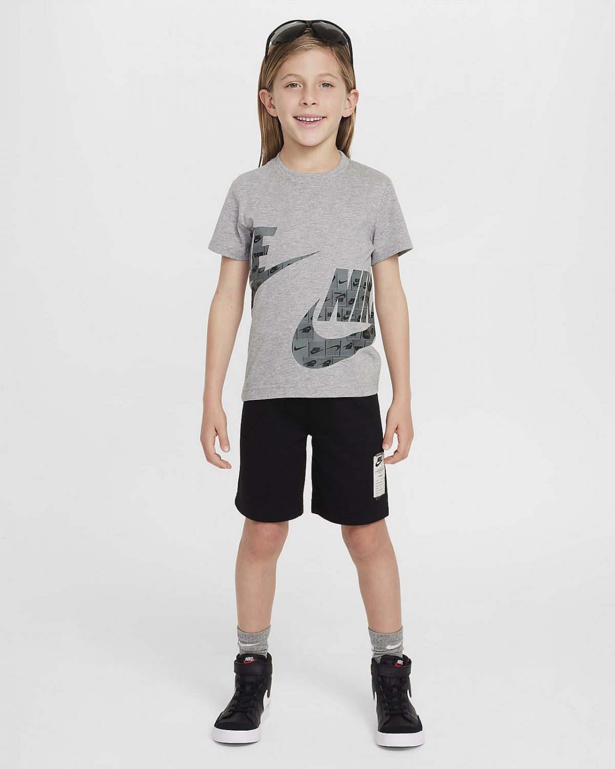 Детские шорты Nike Sportswear Club Specialty фото