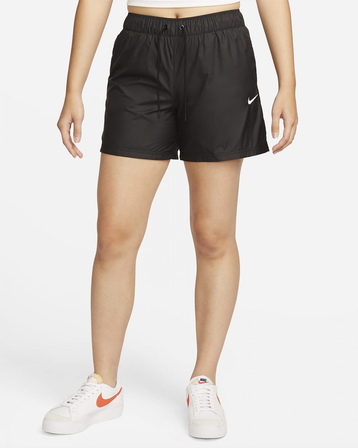 Женские шорты Nike Sportswear Essentials фото