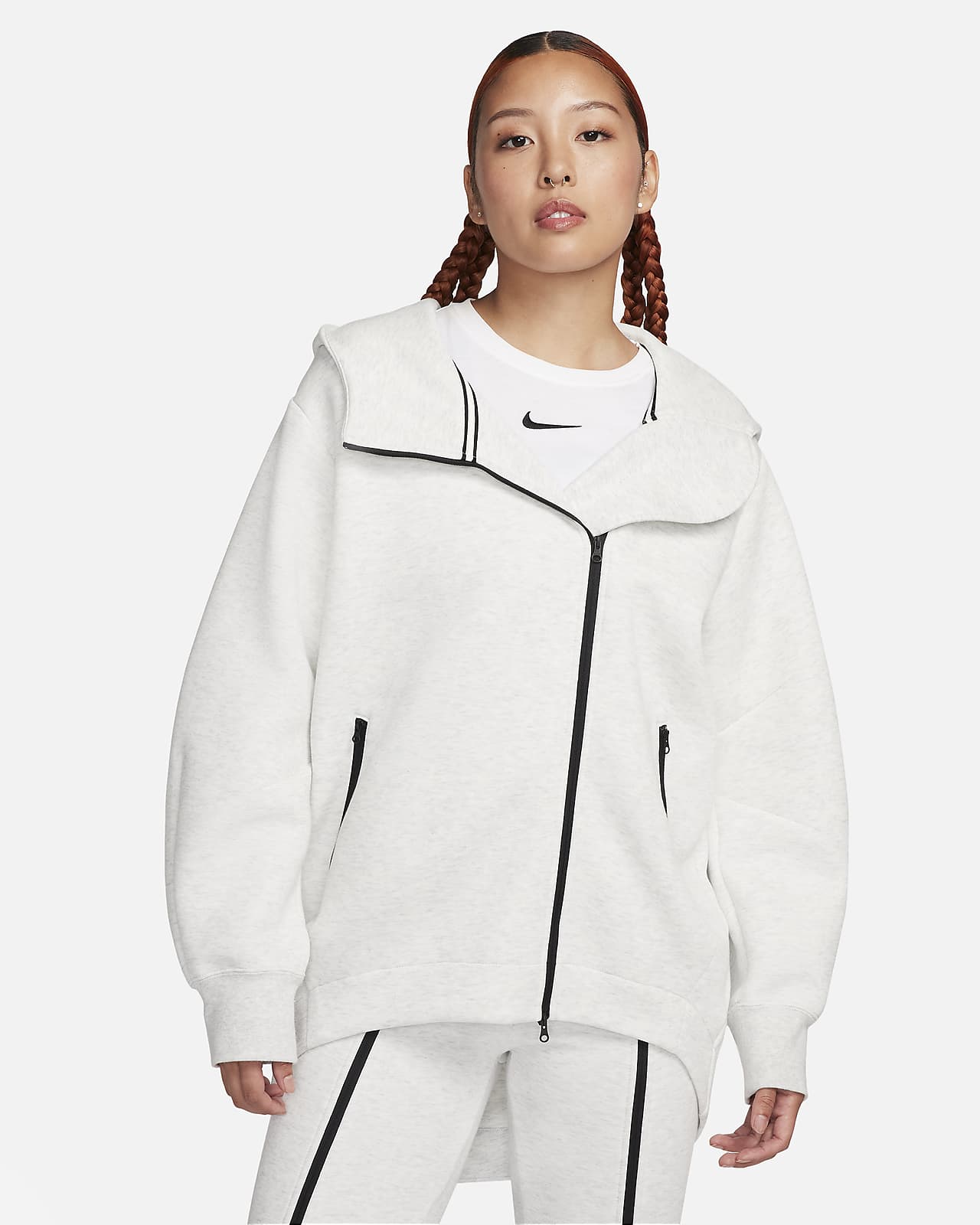 Женская толстовка Nike Sportswear Tech Fleece FB8244-013 купить в Москве с  доставкой: цена, фото, описание - интернет-магазин MYREACT.ru