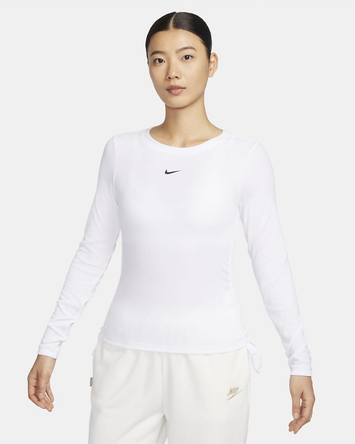 Женский топ Nike Sportswear фото