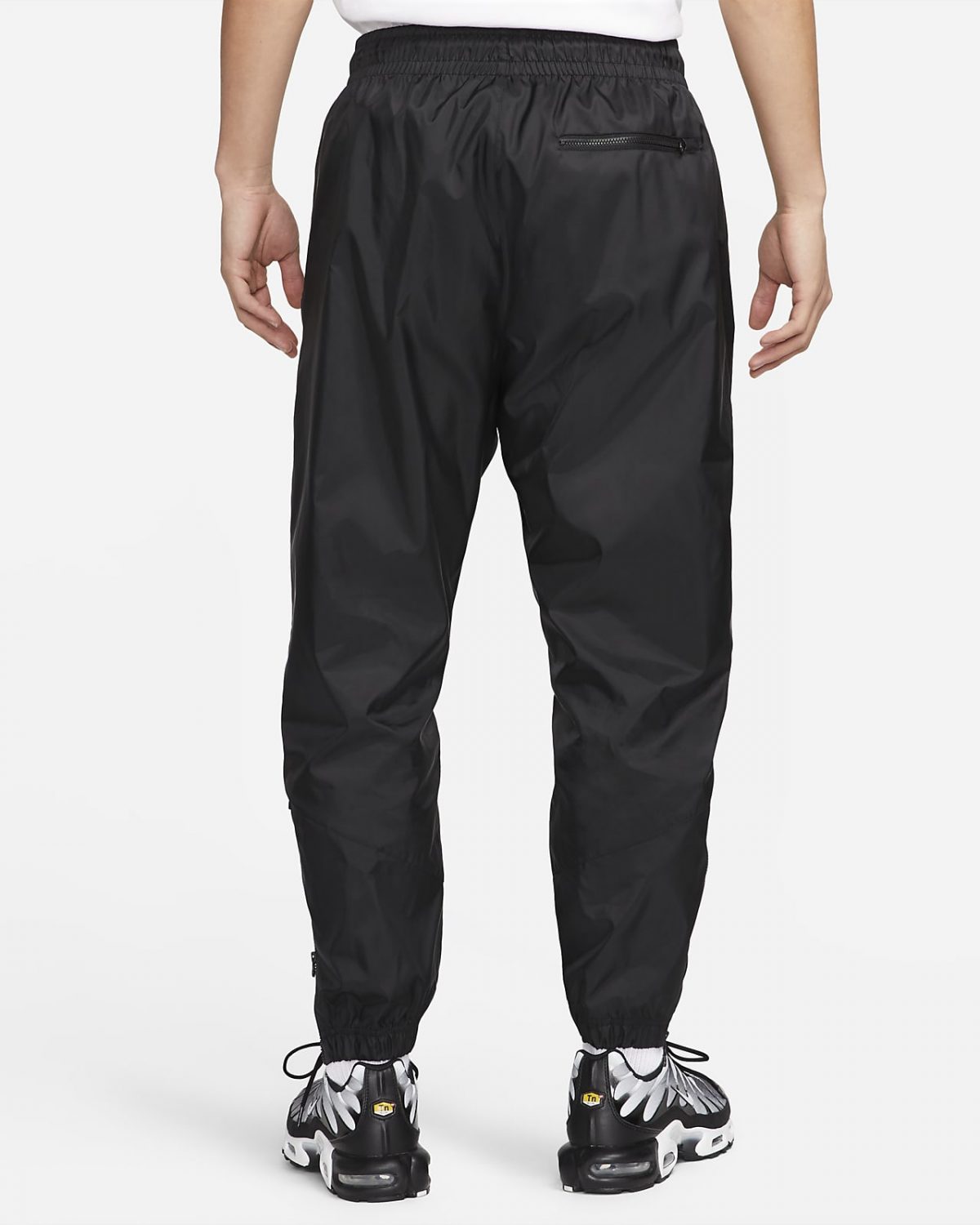 Мужские брюки Nike Windrunner фотография