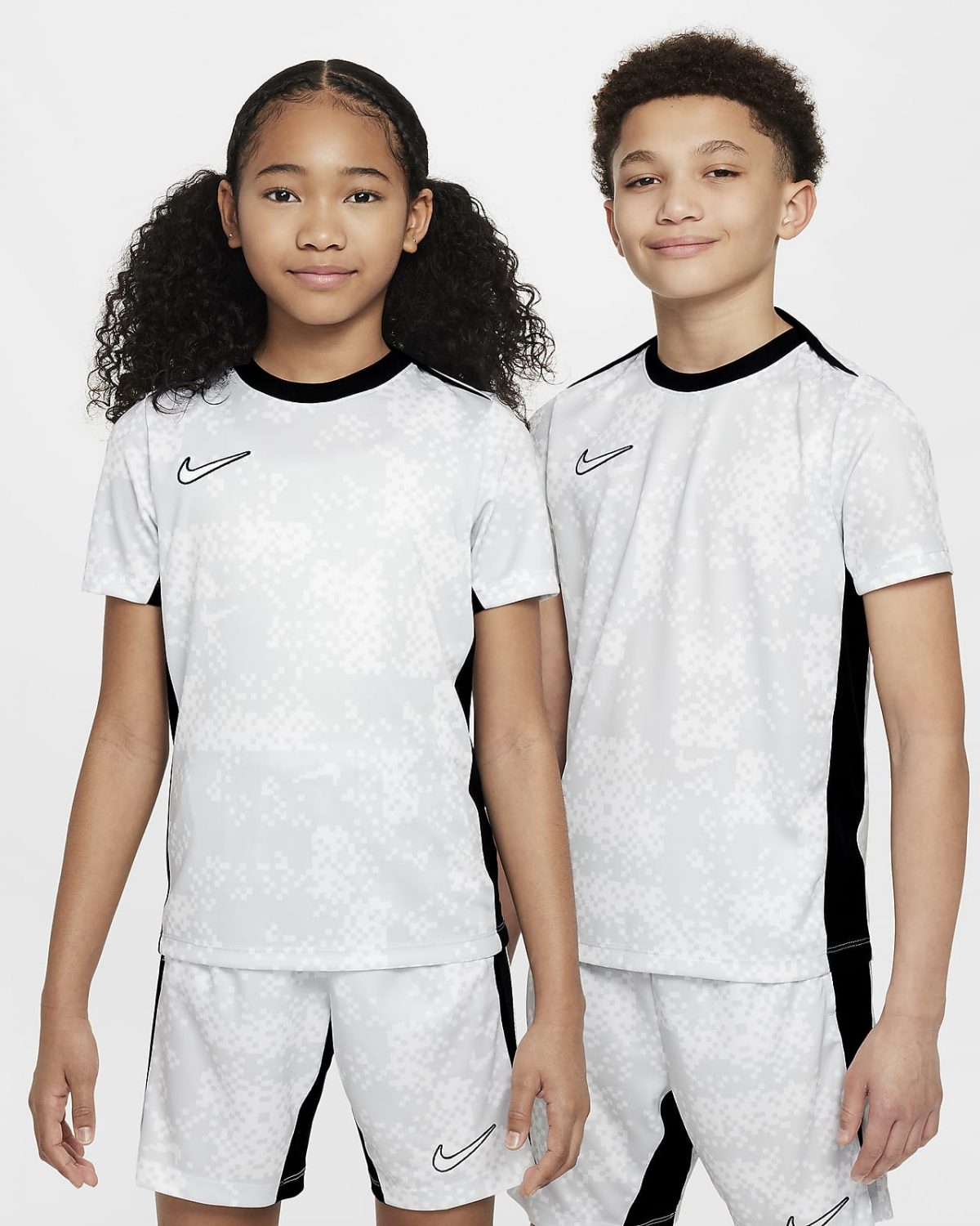 Детская рубашка Nike Academy Pro фото