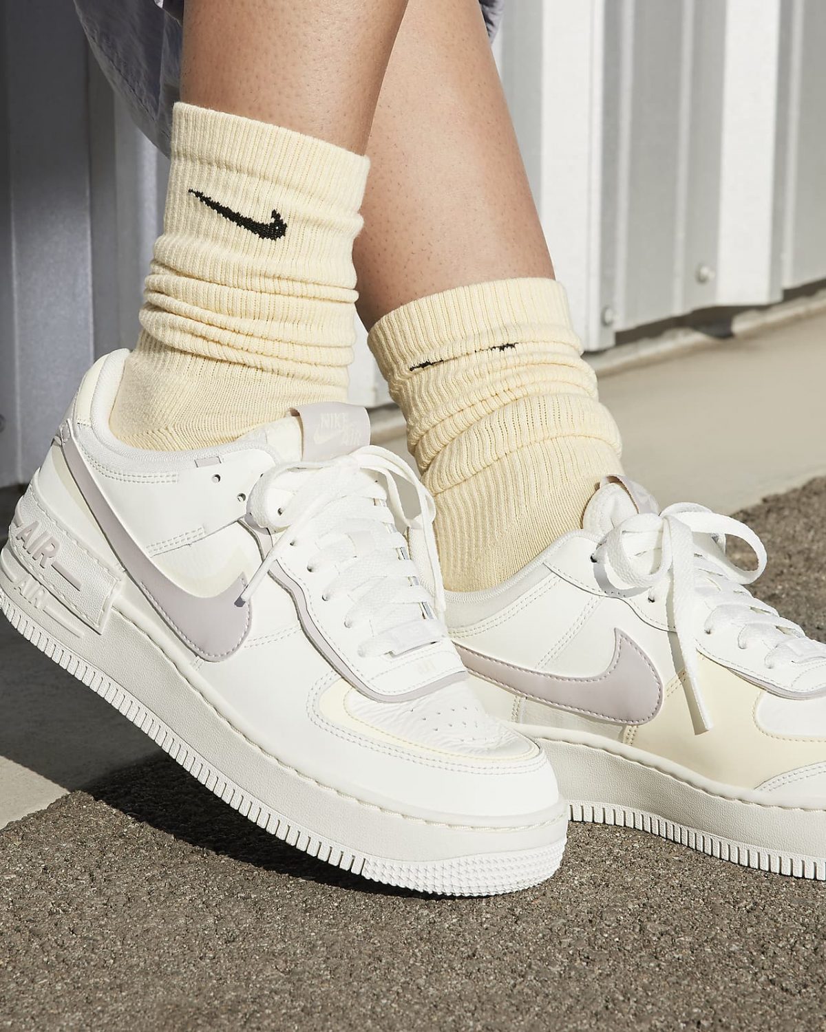 Женские кроссовки Nike AF1 Shadow серые DZ1847-104 купить в Москве с  доставкой: цена, фото, описание - интернет-магазин MYREACT.ru