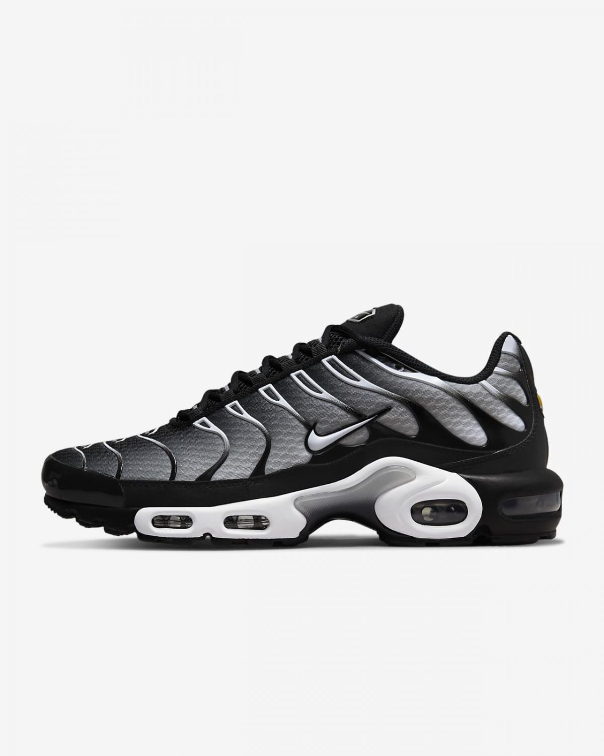 Мужские кроссовки Nike Air Max Plus черные DM0032-003 купить в Москве с  доставкой: цена, фото, описание - интернет-магазин MYREACT.ru