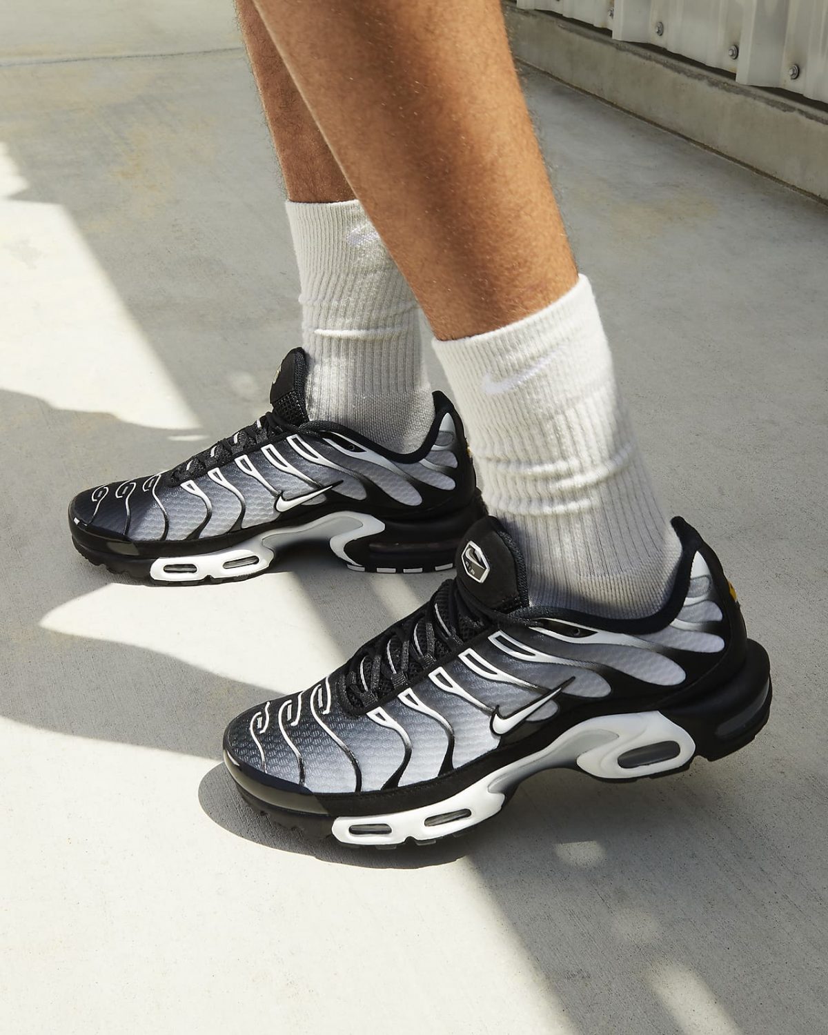 Мужские кроссовки Nike Air Max Plus фотография