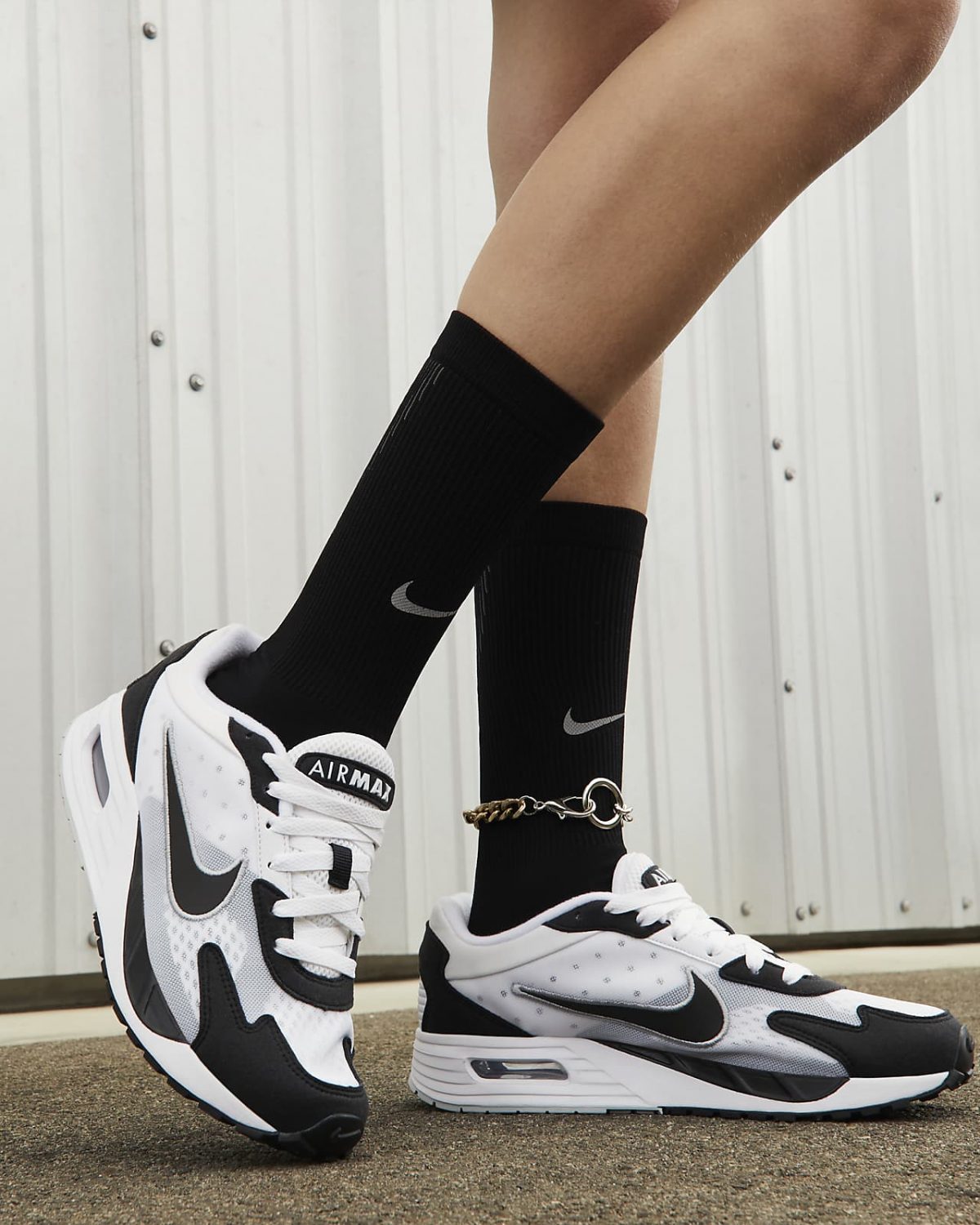 Женские кроссовки Nike Air Max Solo фотография