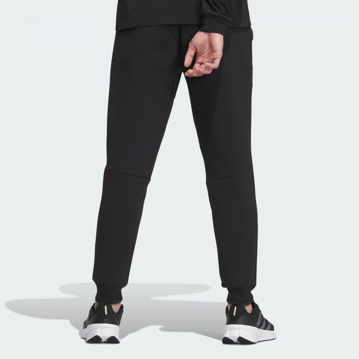 Мужские брюки adidas CITY ESCAPE KNIT PANTS фотография