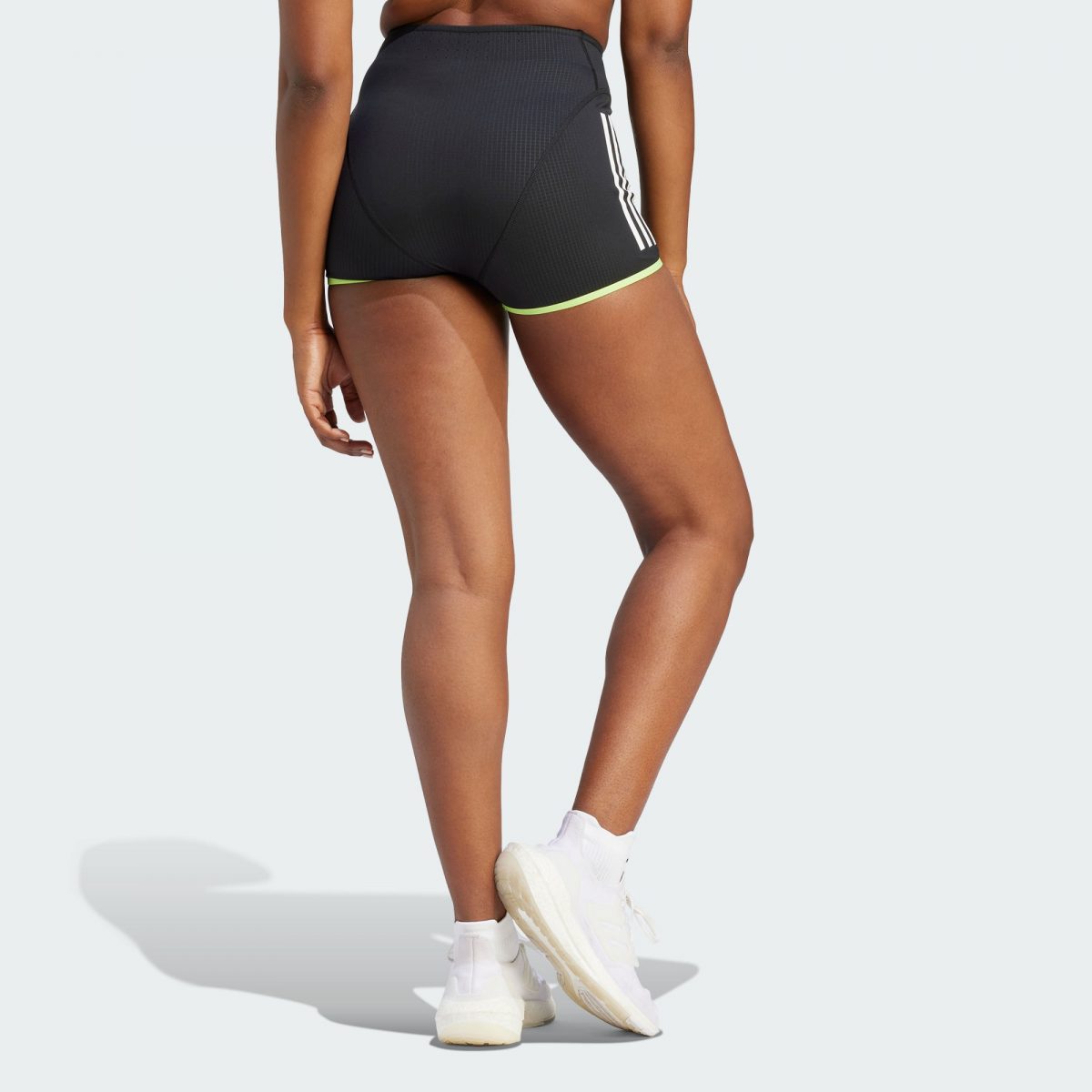 Женские шорты adidas ADIZERO RUNNING BOOTY SHORTS фотография