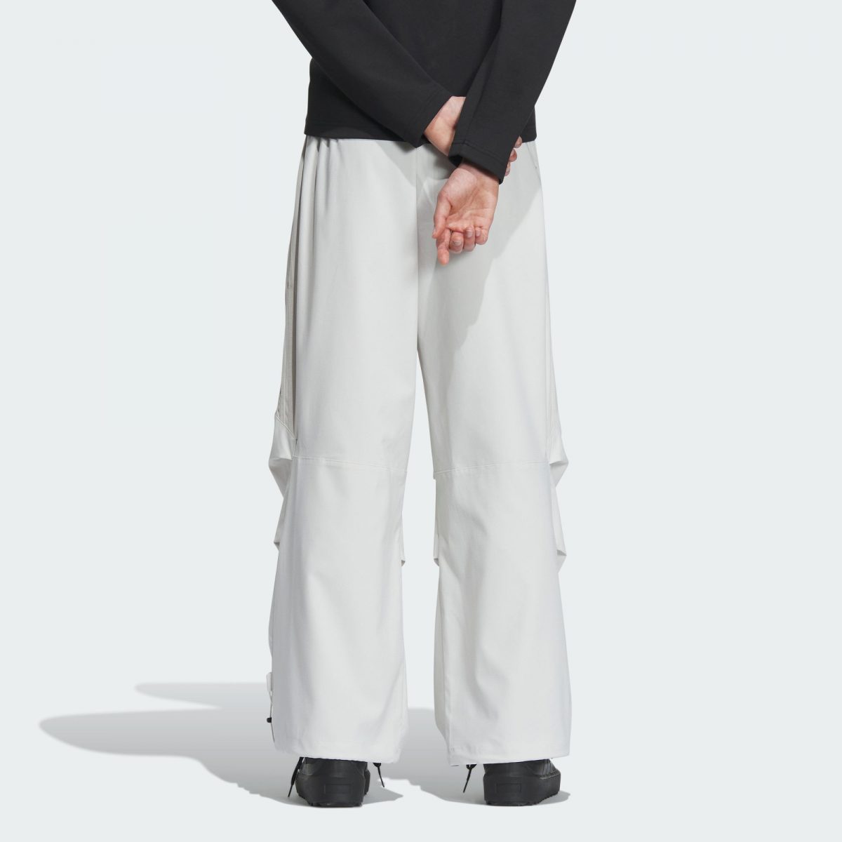 Мужские брюки adidas FUTURE STYLE PANTS фотография