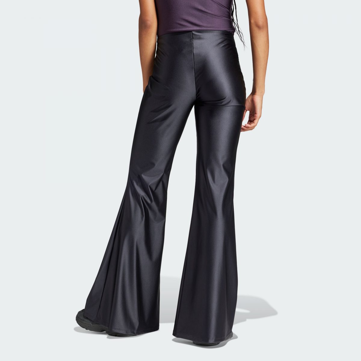 Женские брюки adidas HIGHLIGHT FLARED 3-STRIPES PANTS фотография
