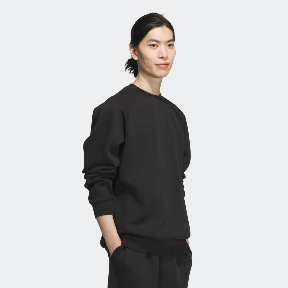 Мужской свитшот adidas SPACER CREW SWEATSHIRT черный фото