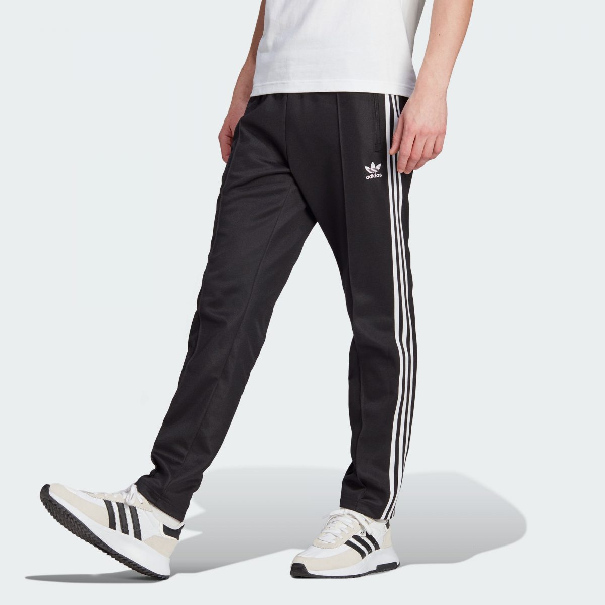 Мужские брюки adidas ADICOLOR BECKENBAUER TRACK PANTS II5764 фото