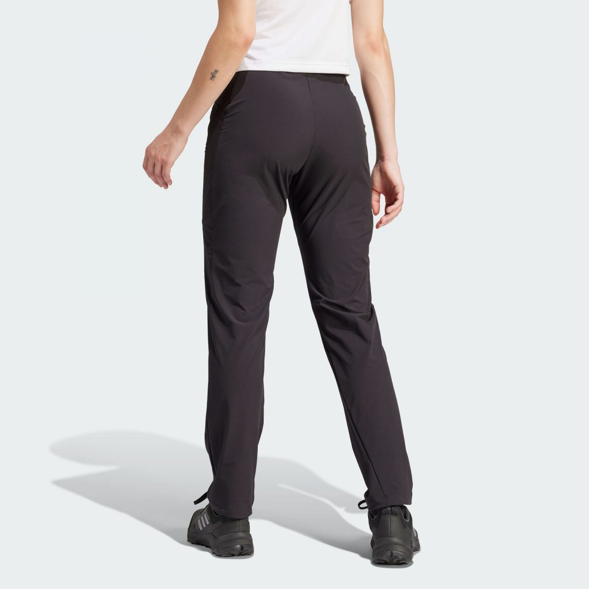 Женские брюки adidas XPERIOR PANTS фотография