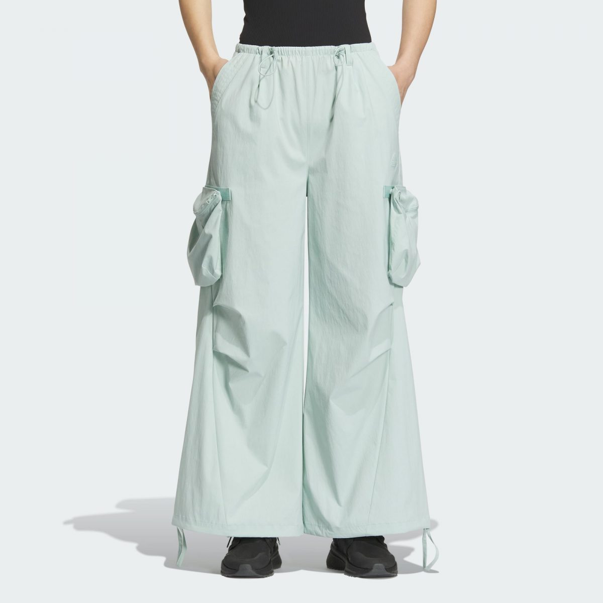 Женские брюки adidas FUTURE STYLE WOVEN PANTS фото
