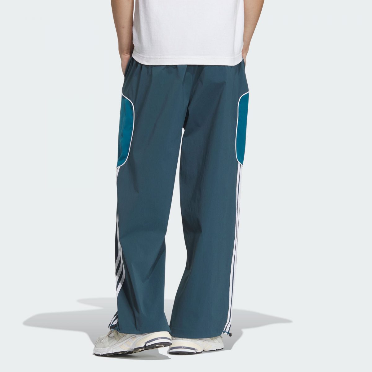 Мужские брюки adidas 3-STRIPES PANTS фотография