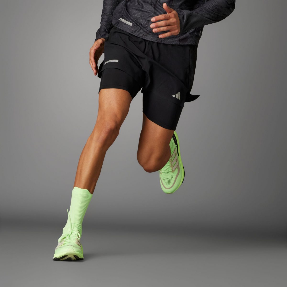 Мужские шорты adidas ULTIMATE 2-IN-1 SHORTS фото