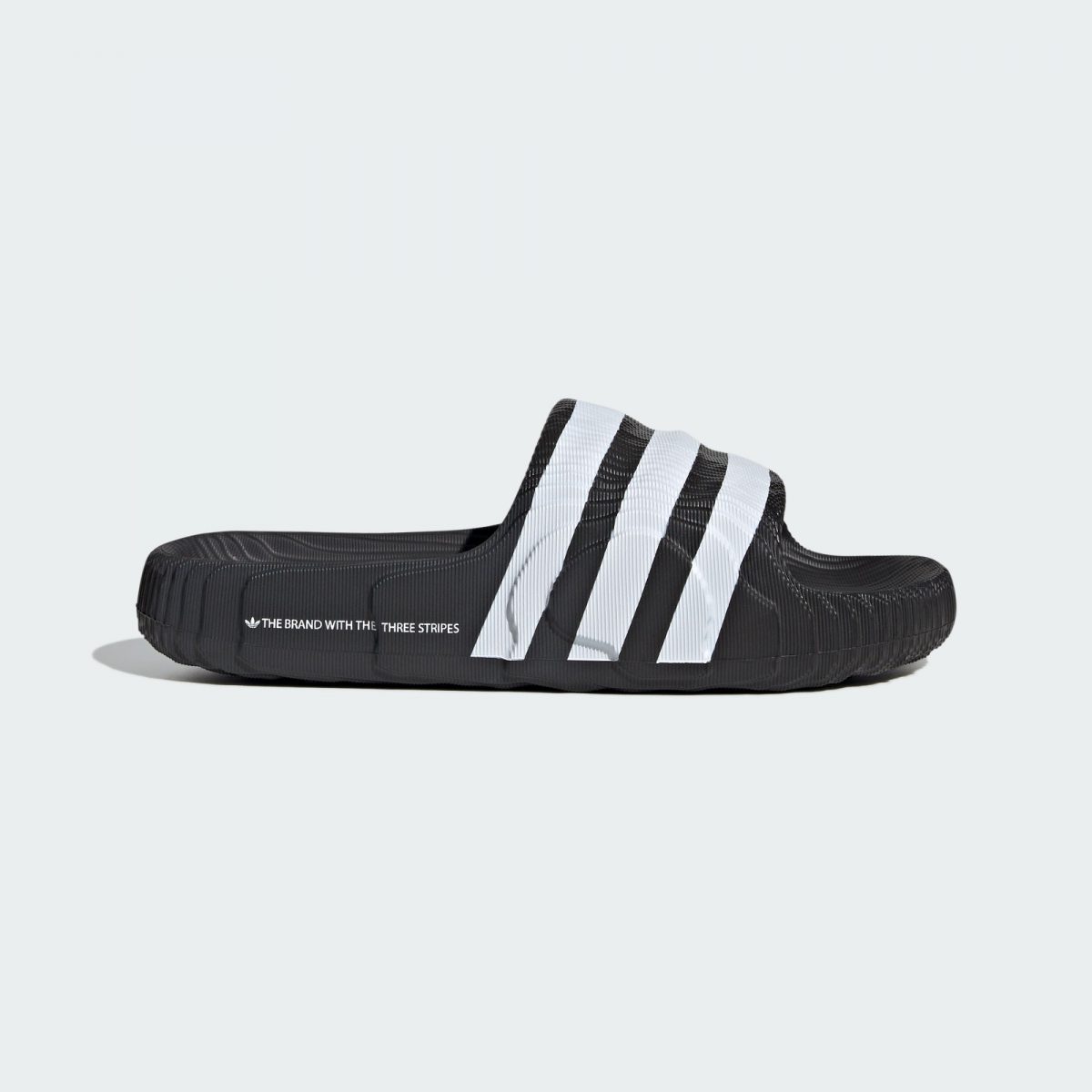 Сланцы adidas ADILETTE 22 SLIDES черно-белые фото