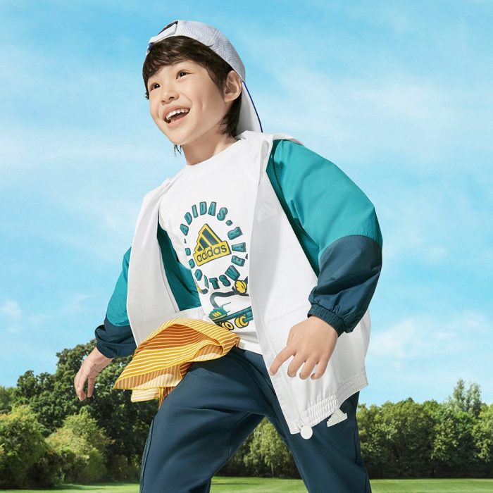 Детская куртка adidas SPORTSWEAR JACKET