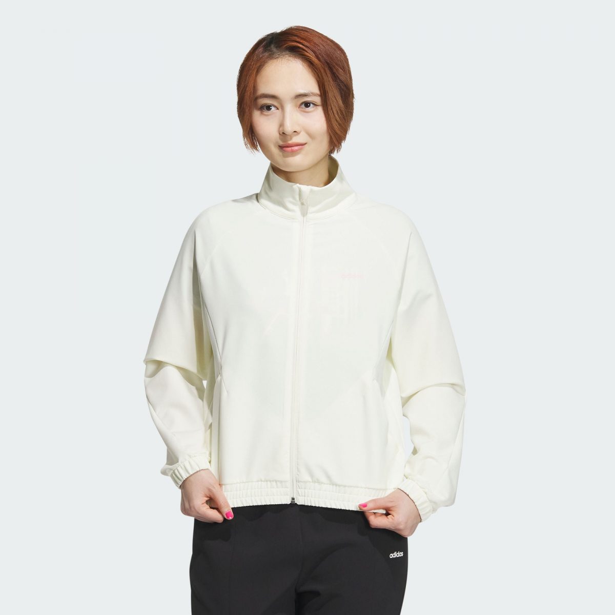 Женская куртка adidas DRY WOVEN LBR FULL-ZIP JACKET JE3581 фото