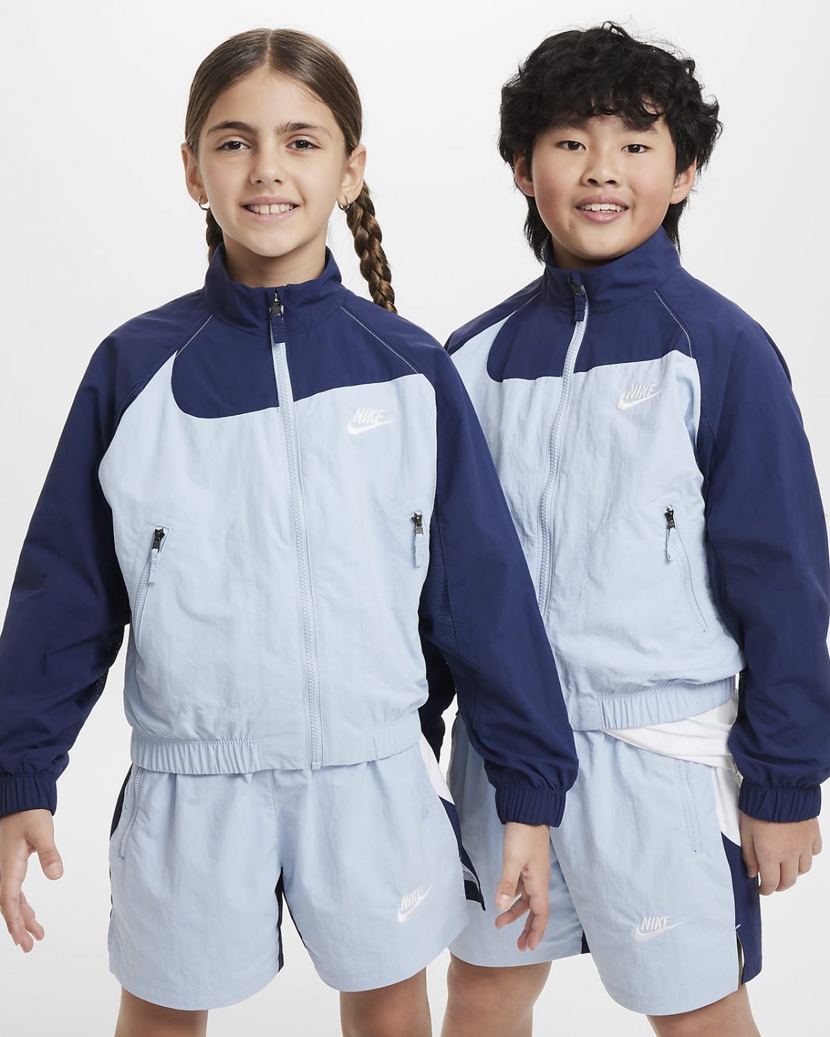Детская куртка Nike Sportswear Amplify фото