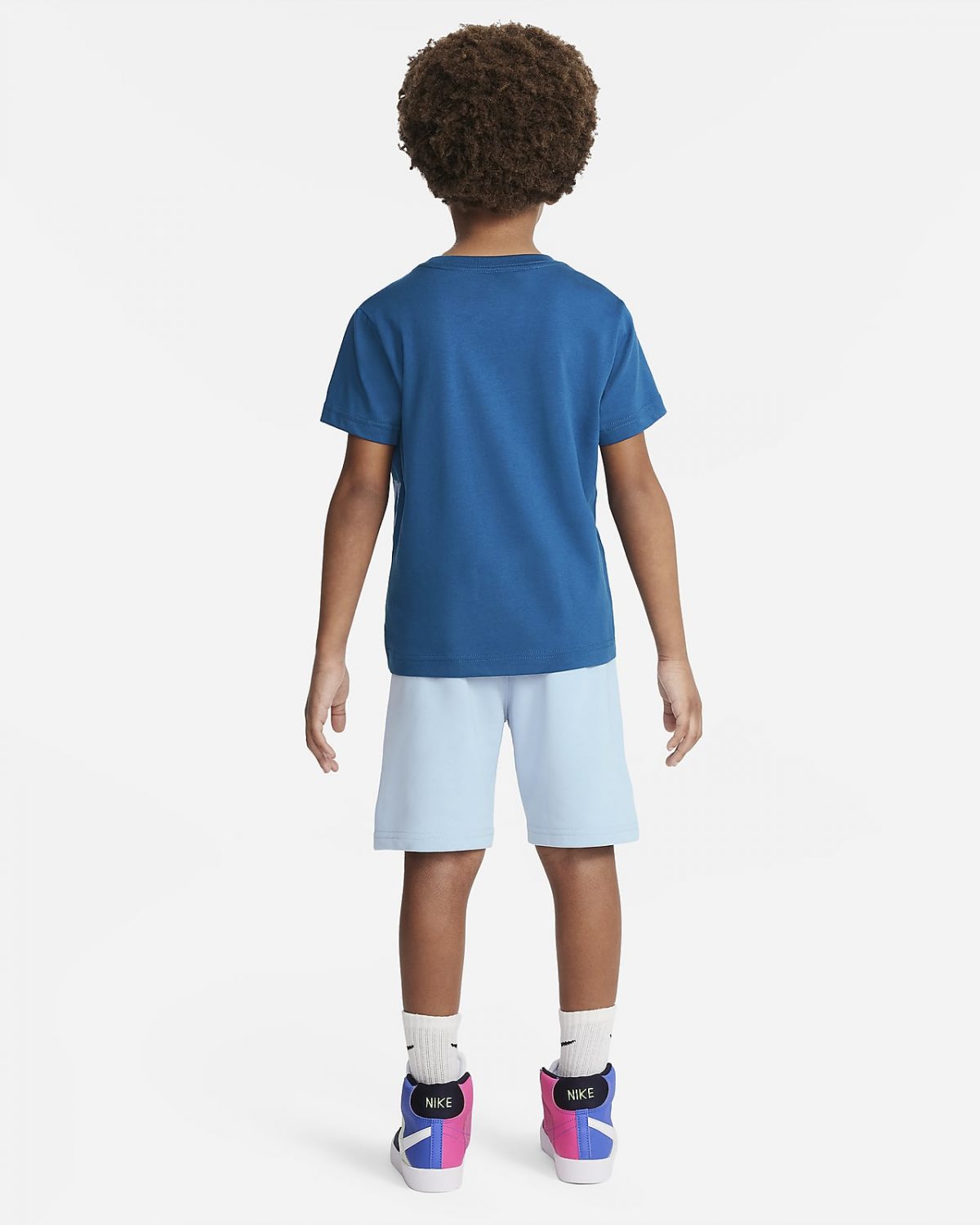 Детские шорты Nike Sportswear Club Specialty фотография