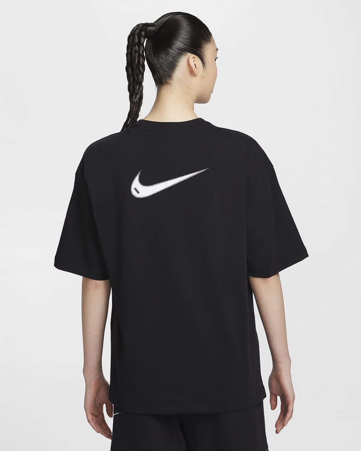 Женская рубашка Nike Sportswear фотография