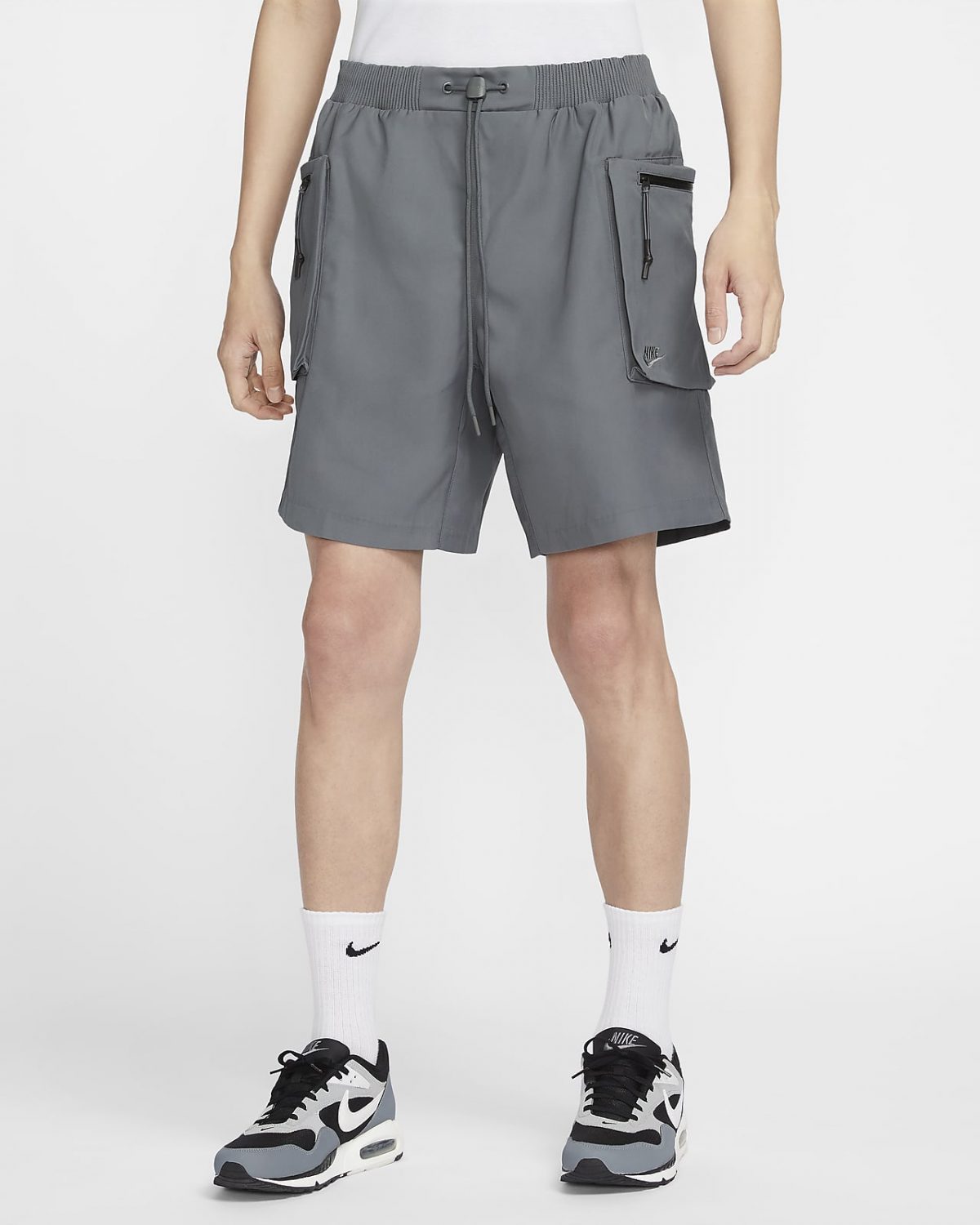 Мужские шорты Nike Sportswear Tech Pack фото