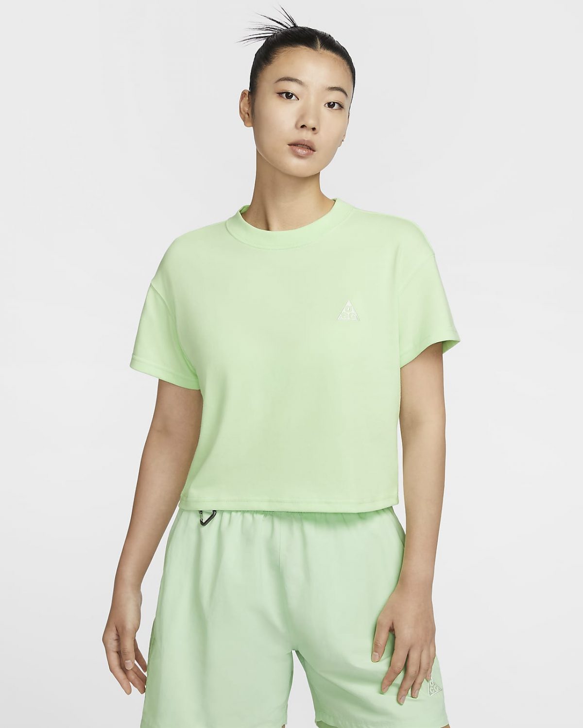 Женская футболка Nike ACG Dri-FIT ADV зеленая фото