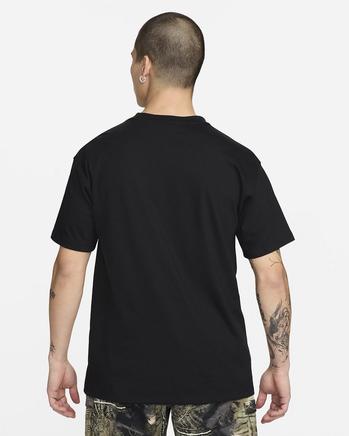 Мужская футболка Nike ACG черная фотография