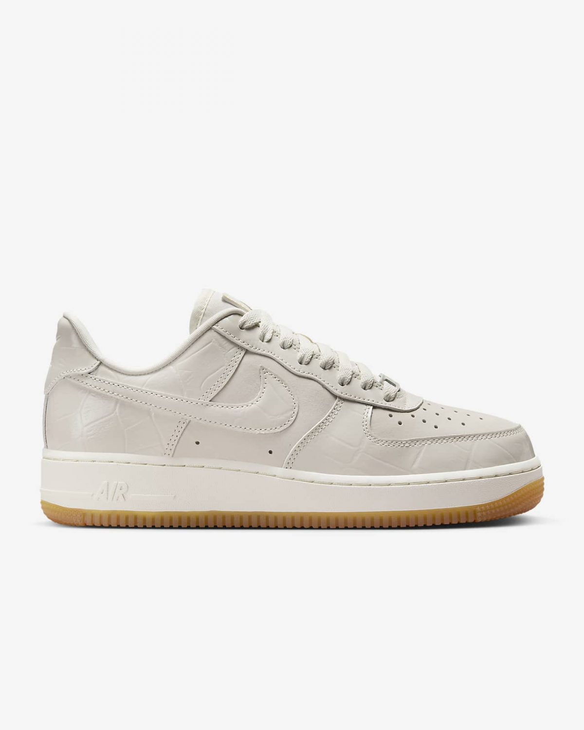 Женские кроссовки Nike Air Force 1 '07 LX