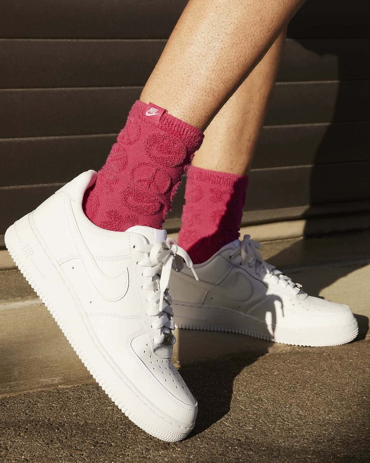 Air force 1 07 pink and white best sale